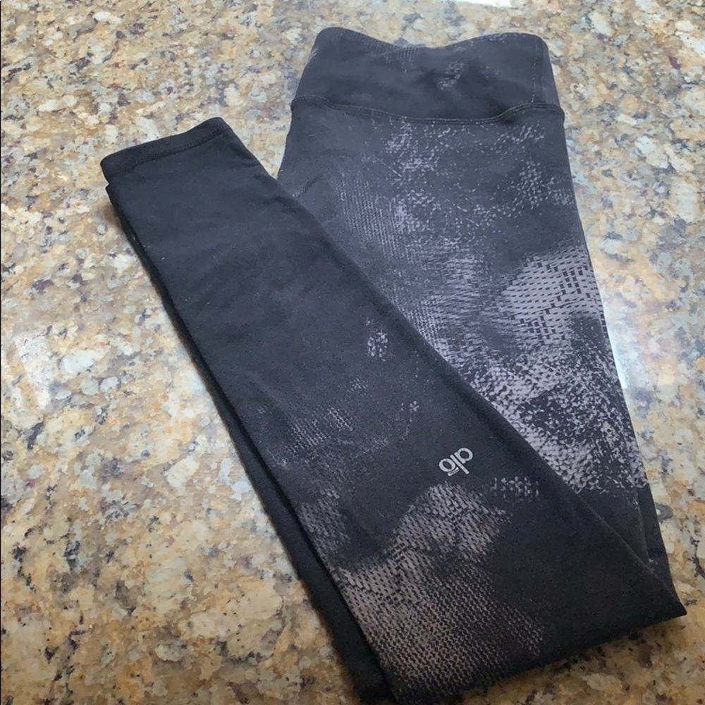 Alo Yoga pants